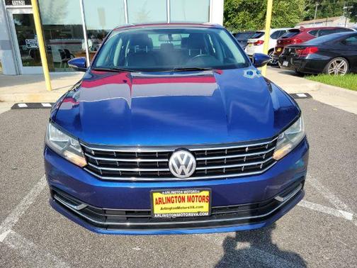 2016 Volkswagen Passat 1.8T SE