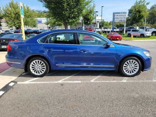 2016 Volkswagen Passat 1.8T SE
