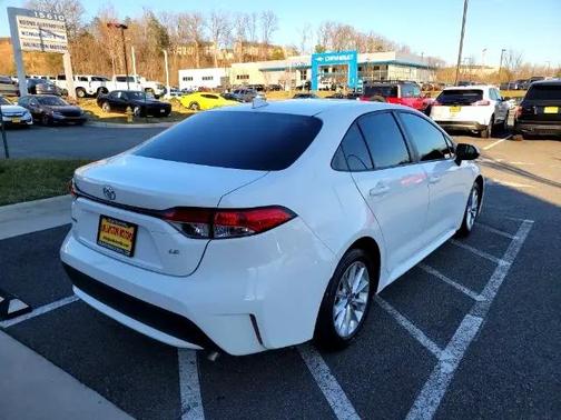 2022 Toyota Corolla LE
