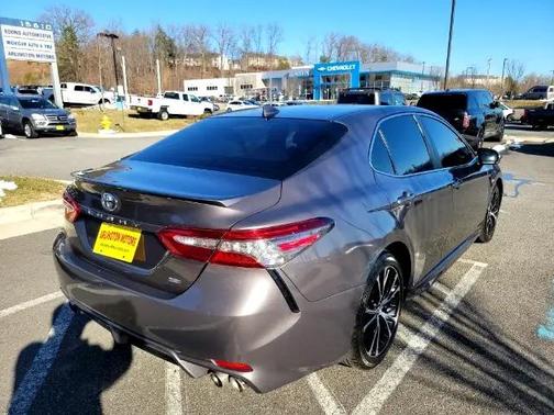 2019 Toyota Camry LE