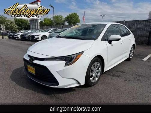 Ice Cap 2024 Toyota Corolla LE