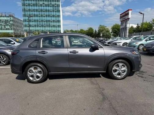 Modern Steel Metallic 2024 Honda HR-V LX