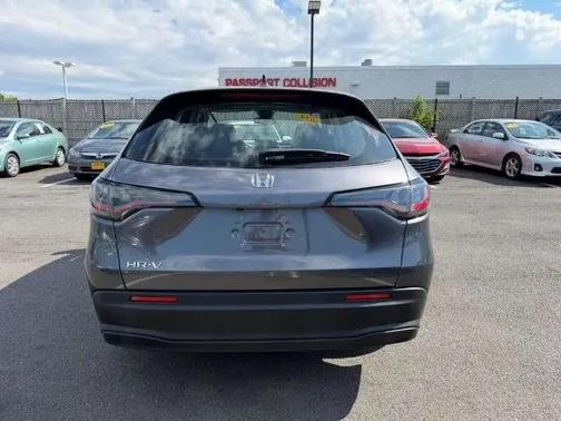 Modern Steel Metallic 2024 Honda HR-V LX