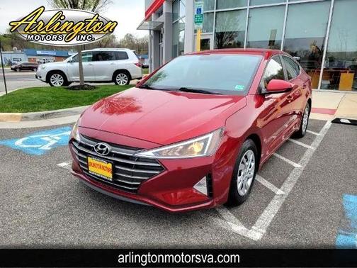 2019 Hyundai ELANTRA SE