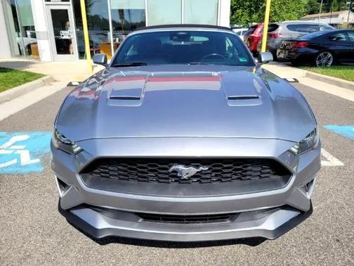 2022 Ford Mustang EcoBoost