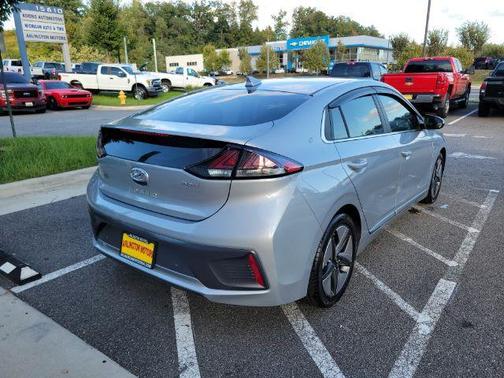 2020 Hyundai IONIQ Hybrid Limited