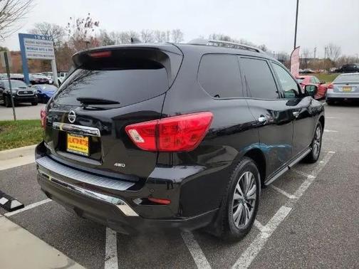 2020 Nissan Pathfinder S 4WD