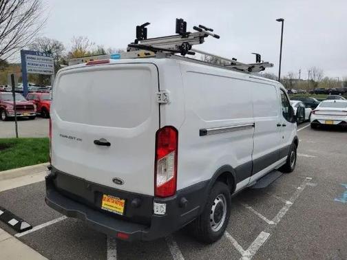 Oxford White 2018 Ford Transit-250 Base
