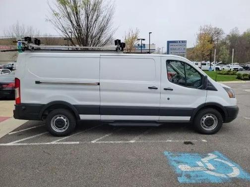 Oxford White 2018 Ford Transit-250 Base