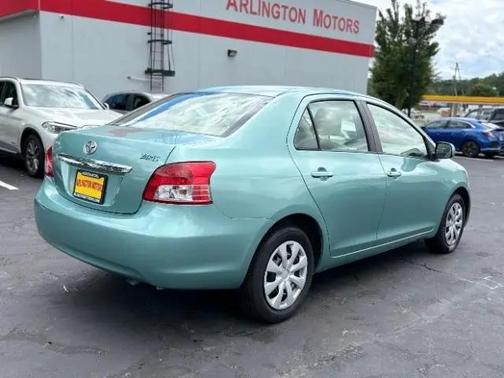 Jade Sea Metallic 2010 Toyota Yaris Base