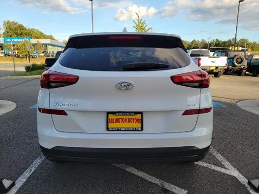 2019 Hyundai TUCSON SE