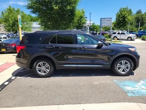 Agate Black Metallic 2020 Ford Explorer XLT