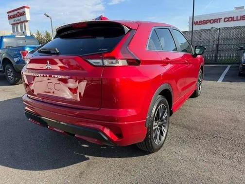 Red Diamond 2023 Mitsubishi Eclipse Cross SE