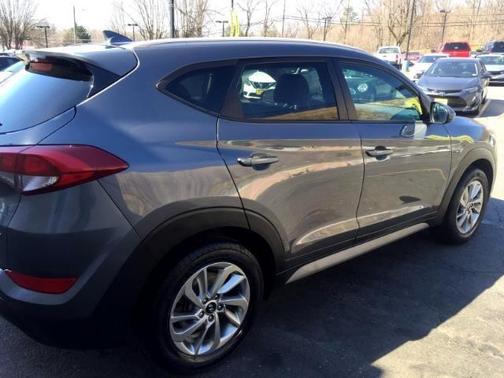 2018 Hyundai TUCSON SEL