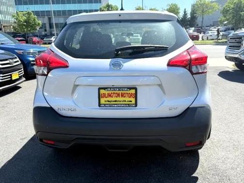 2019 Nissan Kicks SV