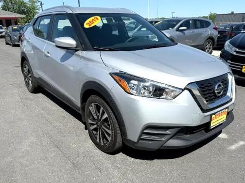 2019 Nissan Kicks SV