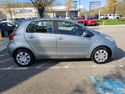 2010 Toyota Yaris Base