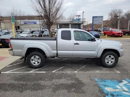 2013 Toyota Tacoma Base