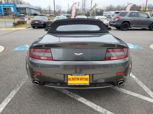 2009 Aston Martin V8 Vantage Base