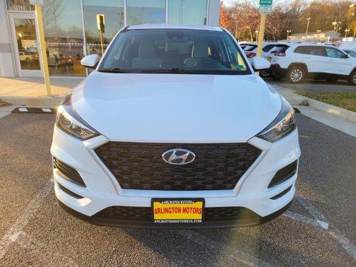 2021 Hyundai TUCSON SE