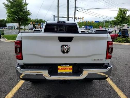 2022 RAM 2500 Tradesman Crew Cab 4x4 8' Box