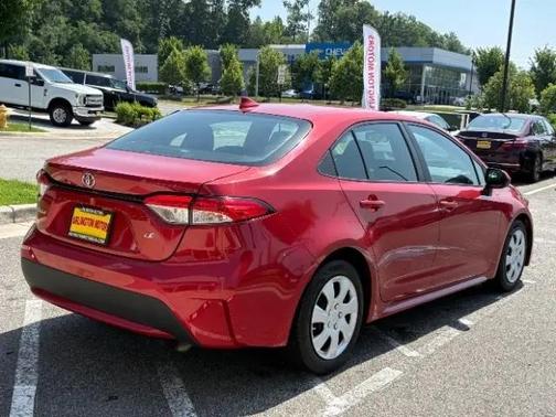 Barcelona Red Metallic 2021 Toyota Corolla LE