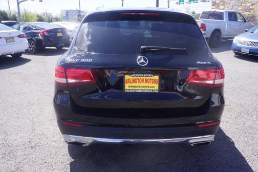 2017 Mercedes-Benz GLC 300 4MATIC
