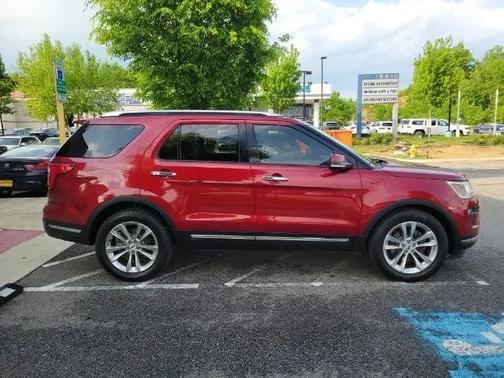 Ruby Red Metallic Tinted Clearcoat 2018 Ford Explorer Limited