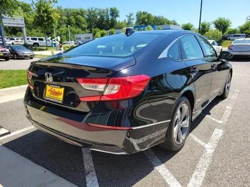 Crystal Black Pearl 2018 Honda Accord EX