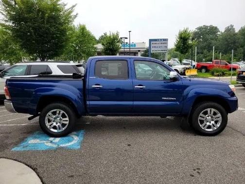 2014 Toyota Tacoma Base