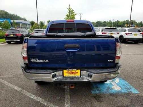 2014 Toyota Tacoma Base