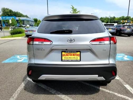 2022 Toyota Corolla Cross LE