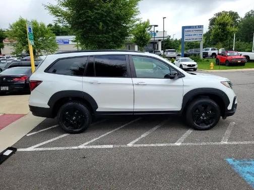 2022 Honda Pilot AWD TrailSport