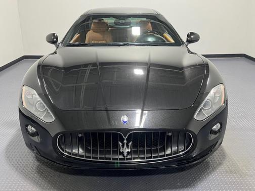 2011 Maserati GranTurismo Base