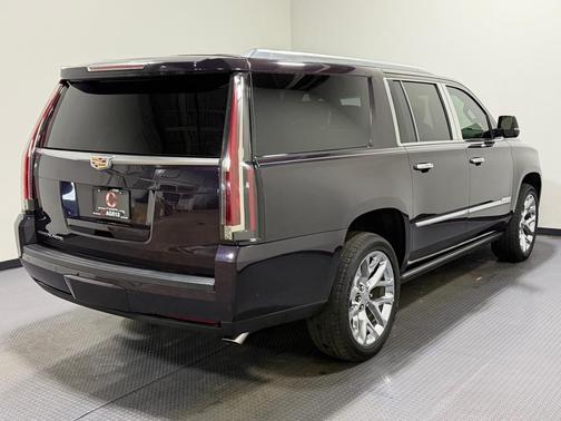 2018 Cadillac Escalade ESV Platinum