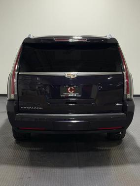 2018 Cadillac Escalade ESV Platinum