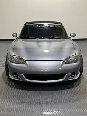 2004 Mazda MX-5 Miata Cloth