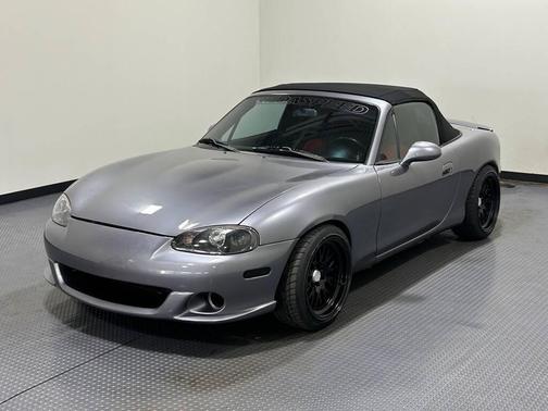 2004 Mazda MX-5 Miata Cloth