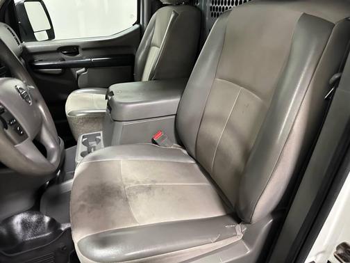 2016 Nissan NV Cargo NV2500 HD SL V6/SL V8