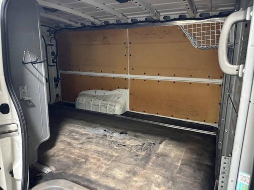 2016 Nissan NV Cargo NV2500 HD SL V6/SL V8