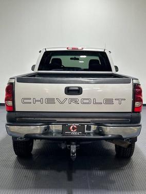 2005 Chevrolet Silverado 2500 HEAVY DUTY