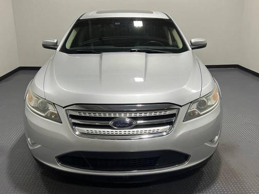2010 Ford Taurus SHO