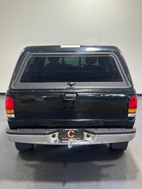 1999 Mazda B2500
