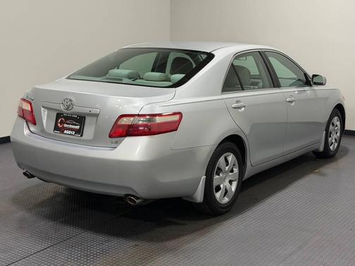Gray 2007 Toyota Camry LE V6