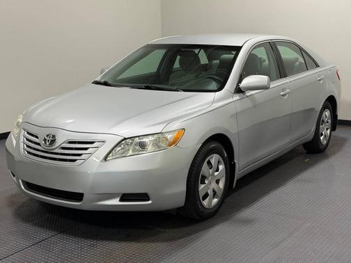 Gray 2007 Toyota Camry LE V6
