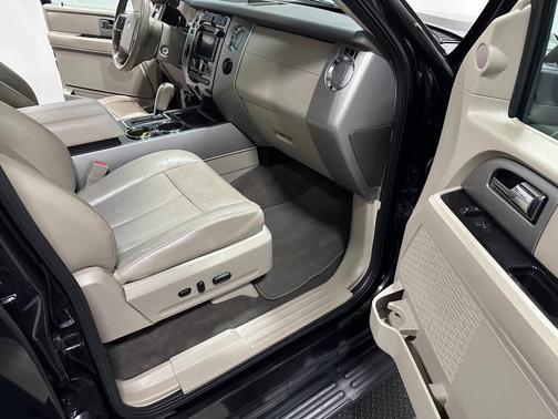 2011 Ford Expedition Limited