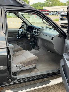 Super Black 2001 Nissan Xterra XE
