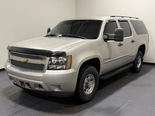Gray 2007 Chevrolet Suburban 2500