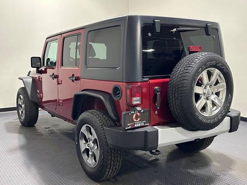 2012 Jeep Wrangler Unlimited Sahara