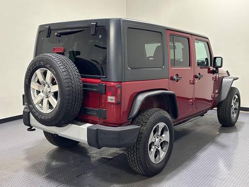 2012 Jeep Wrangler Unlimited Sahara